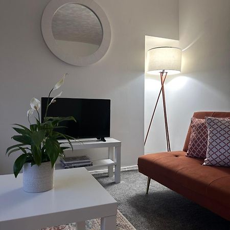 Ocean Village Marina 2 Bedroom Apartment With Balcony! Southampton Kültér fotó